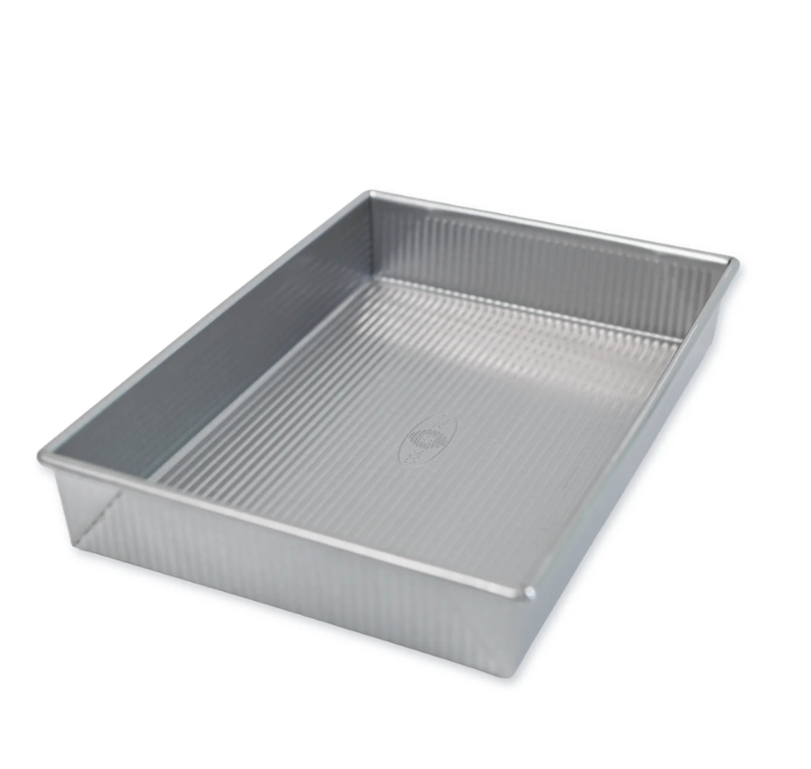 USA Pan 9 x 13-Inch Rectangular Cake Pan (1110RC-1)
